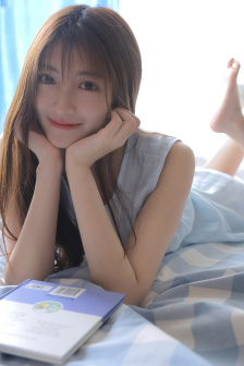 在车里撞了我八次高黄